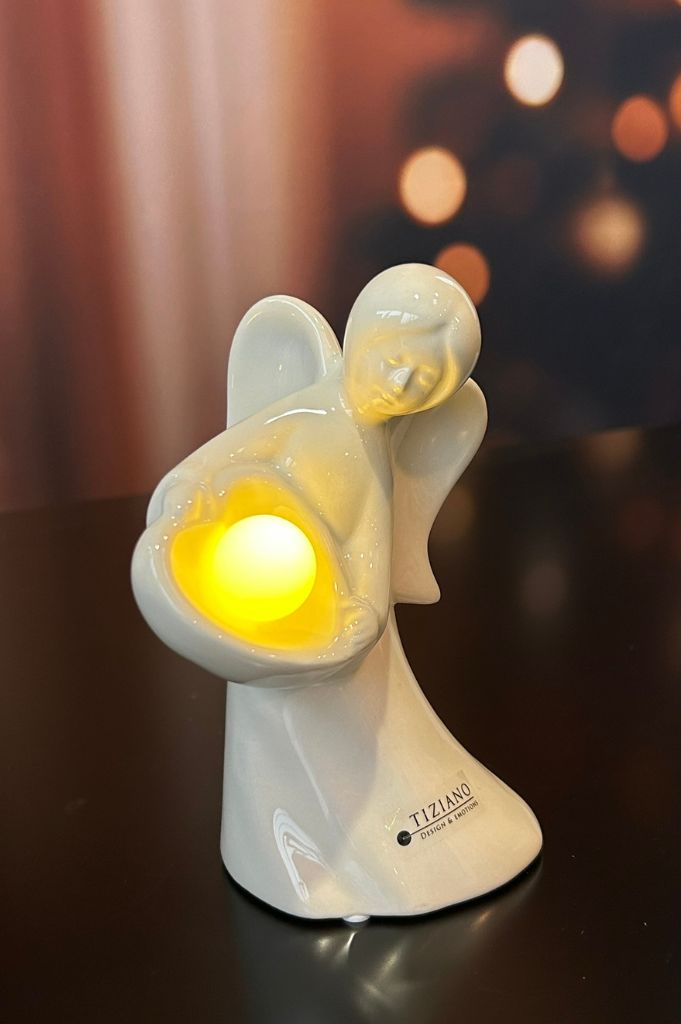 Engel Laila Herz stehend mit LED