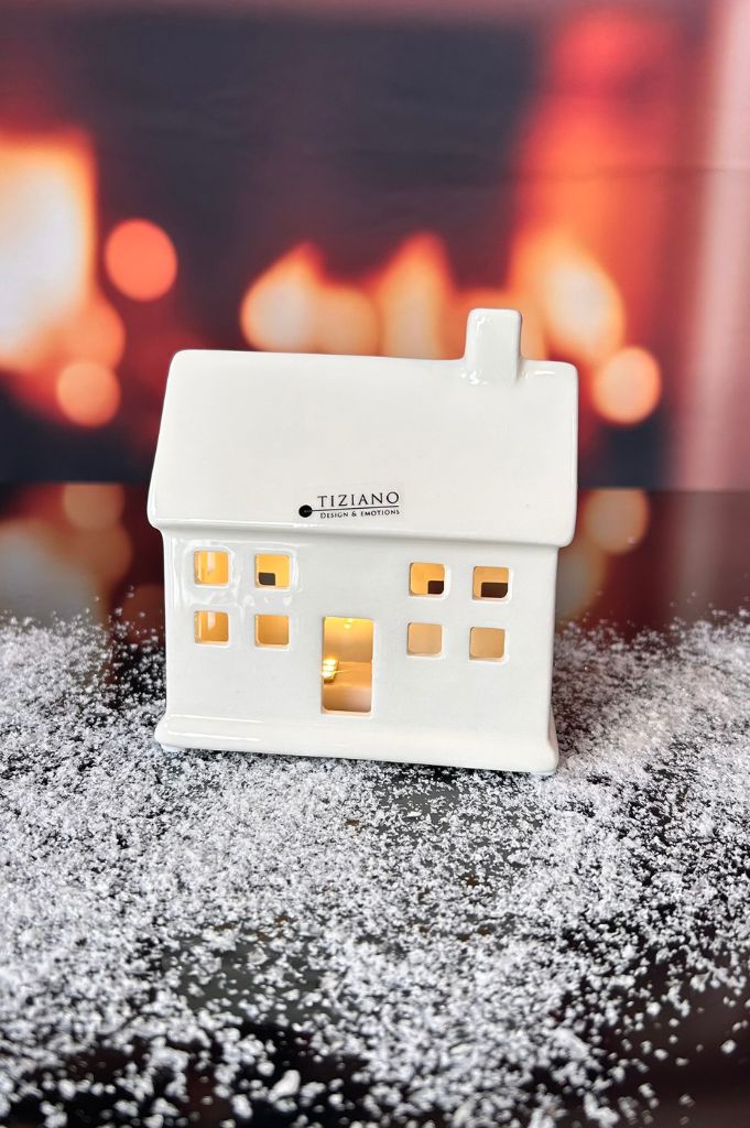 D1 Deko Haus Lagaro LED creme-weiß