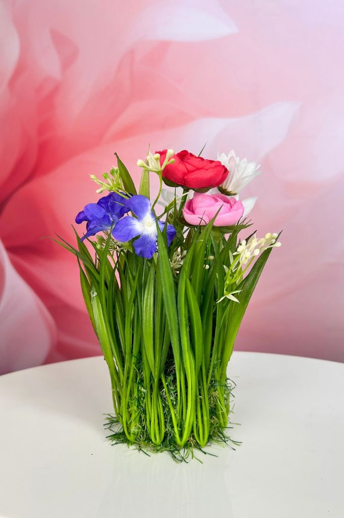 Deko Blumenmix auf Grassockel