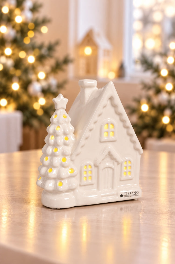 Deko Haus Bando LED 19,5 cm mit Baum creme-weiß