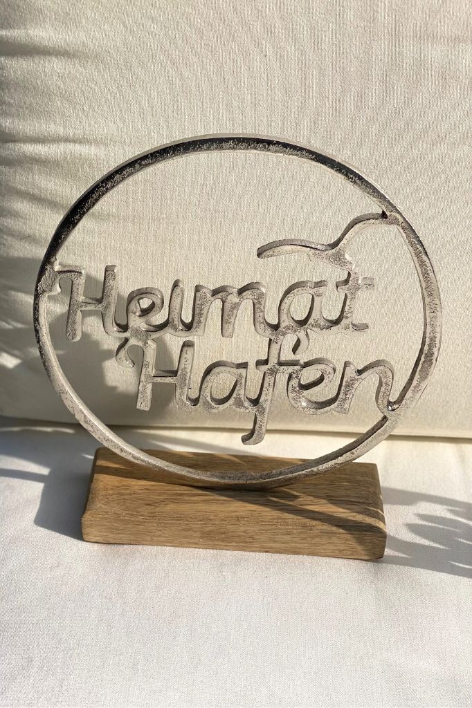 Dekoobjekt Heimathafen mit Holz