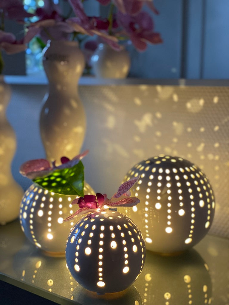 Dekoset_Lichtkugel_Calante_LED_mit_Orchidee_2