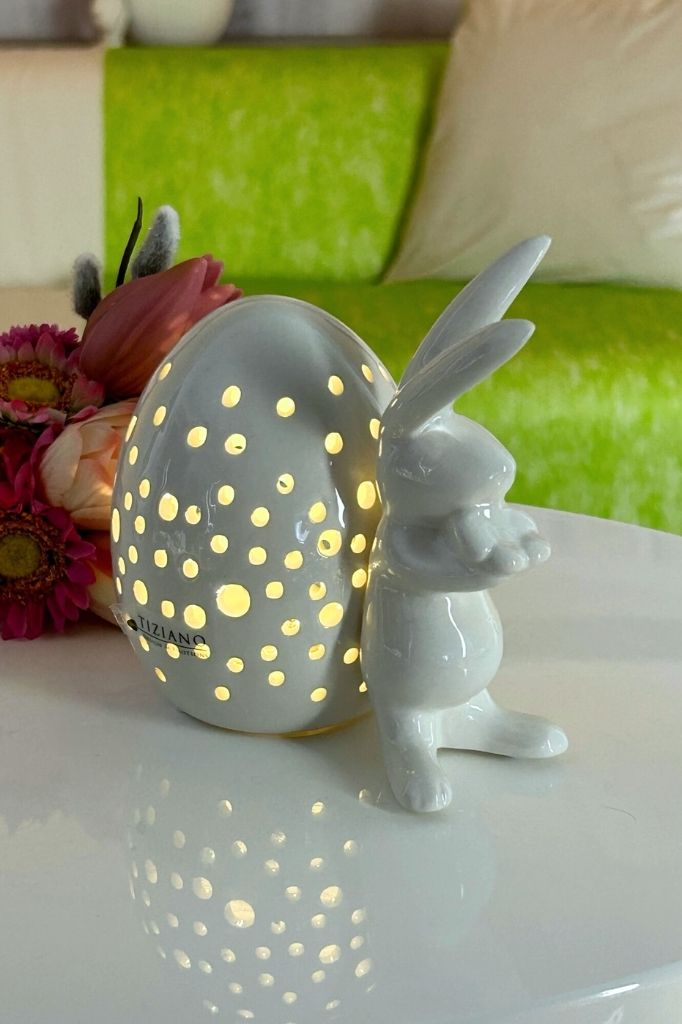 Ei Leona stehend LED