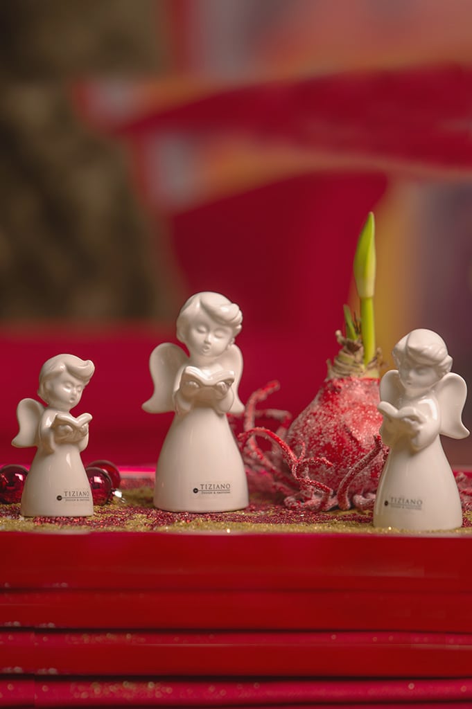 Eliana Engel mit Buch Varianten