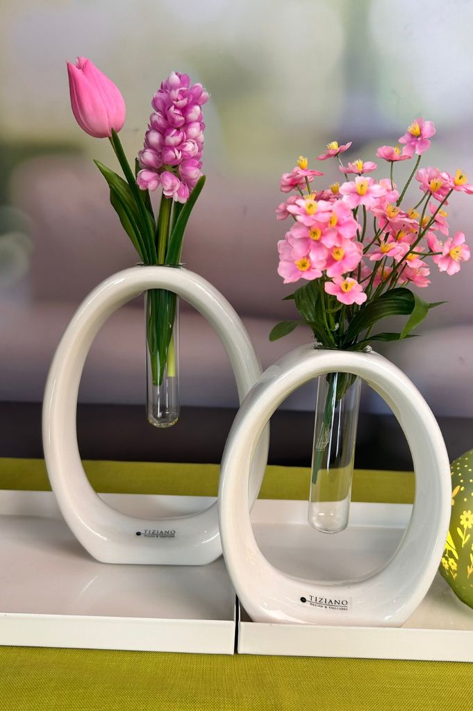 Vase Floreana Cortes creme-weiß mit Glasröhrchen