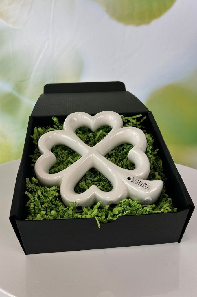 Geschenkbox Deko Glücksblatt Tartano creme-weiß