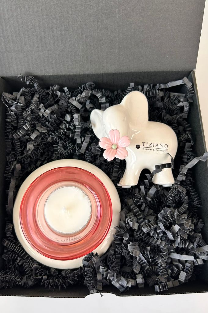 Geschenkbox Base Lumina mit Trixy und Elefant Leon rosa