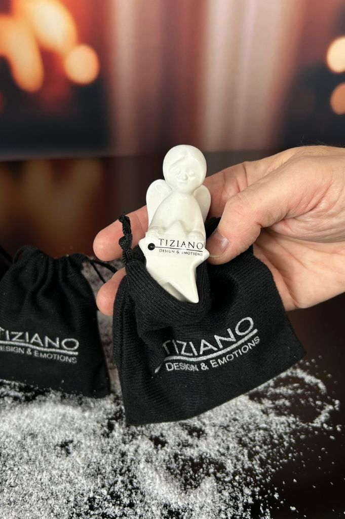 Geschenksäckchen Engel Nora mit Stern creme-weiß