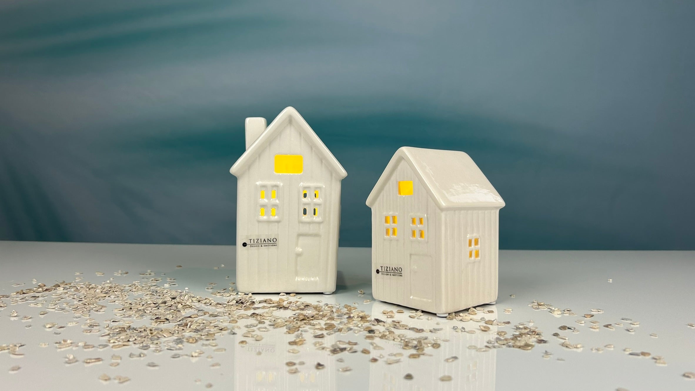 Dekohaus Partina LED creme-weiß