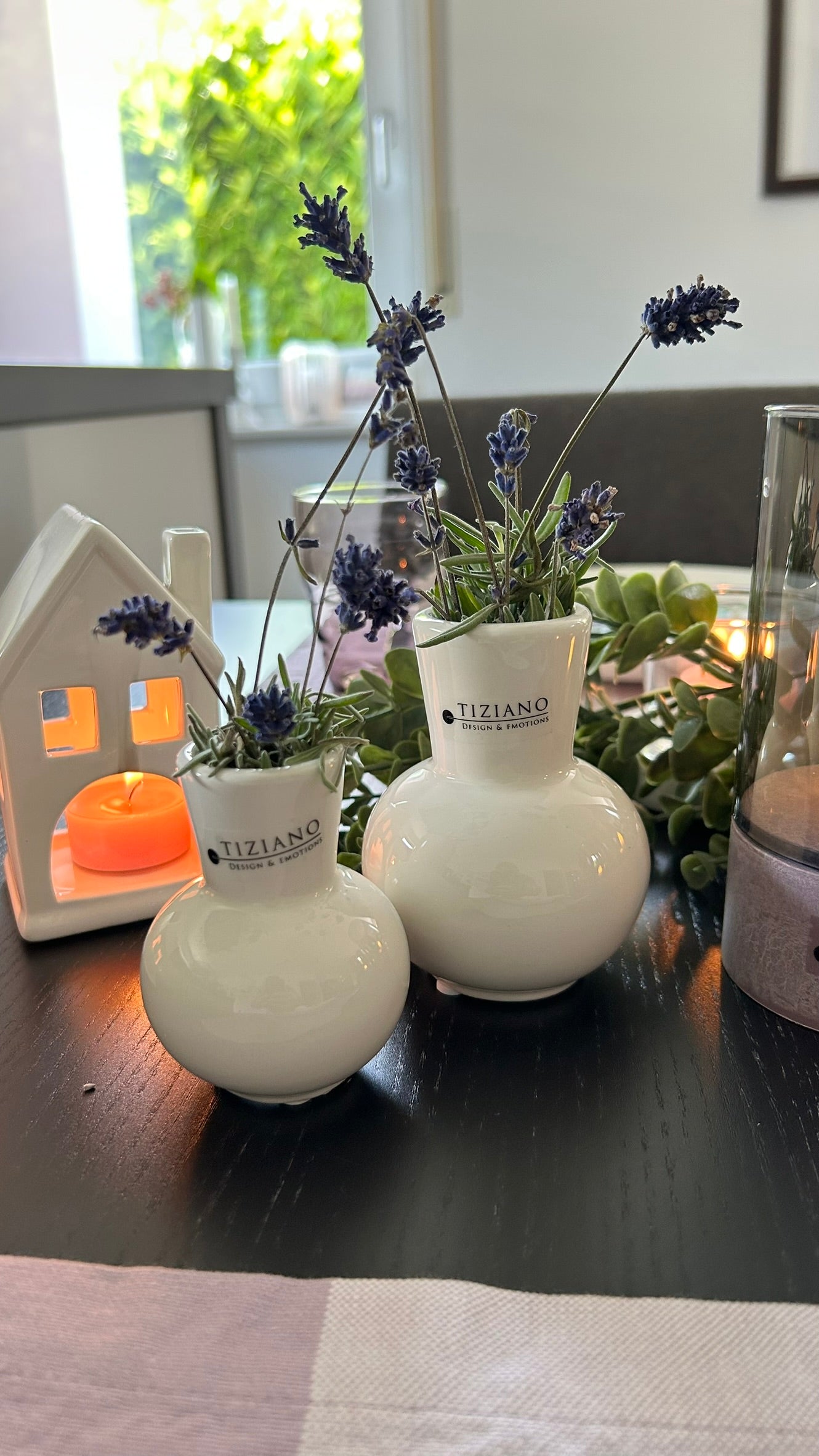 Tischvase Emporo creme-weiß