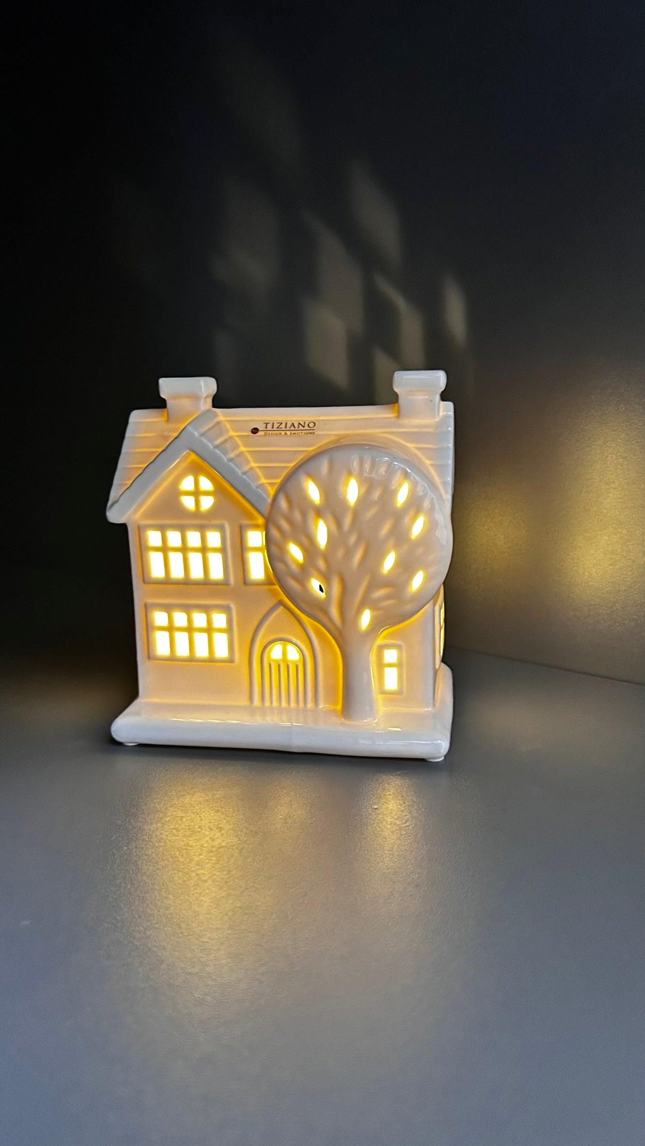 Dekohaus Rontana LED – Tiziano Home