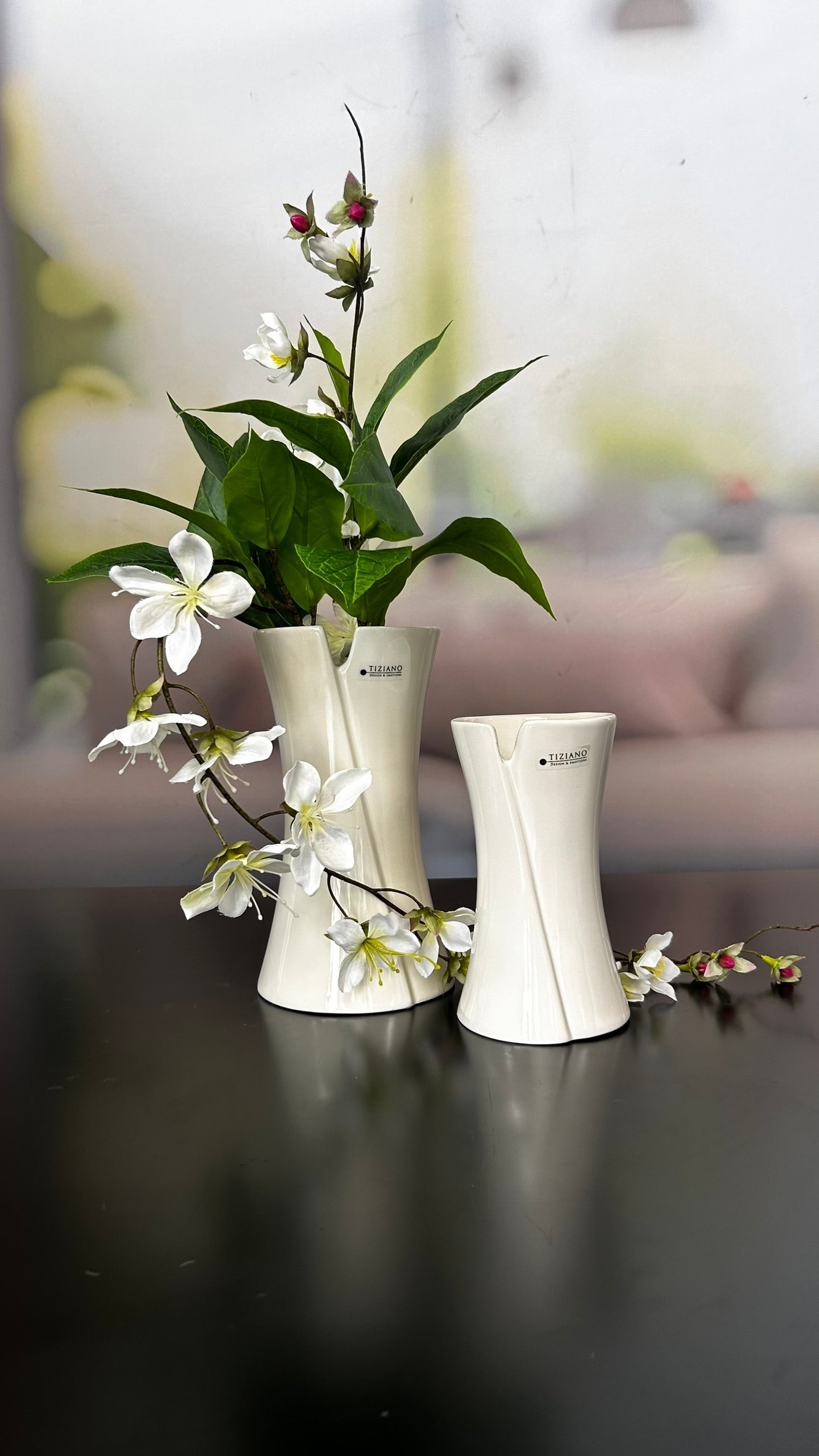 Vase Mondavio creme-weiß