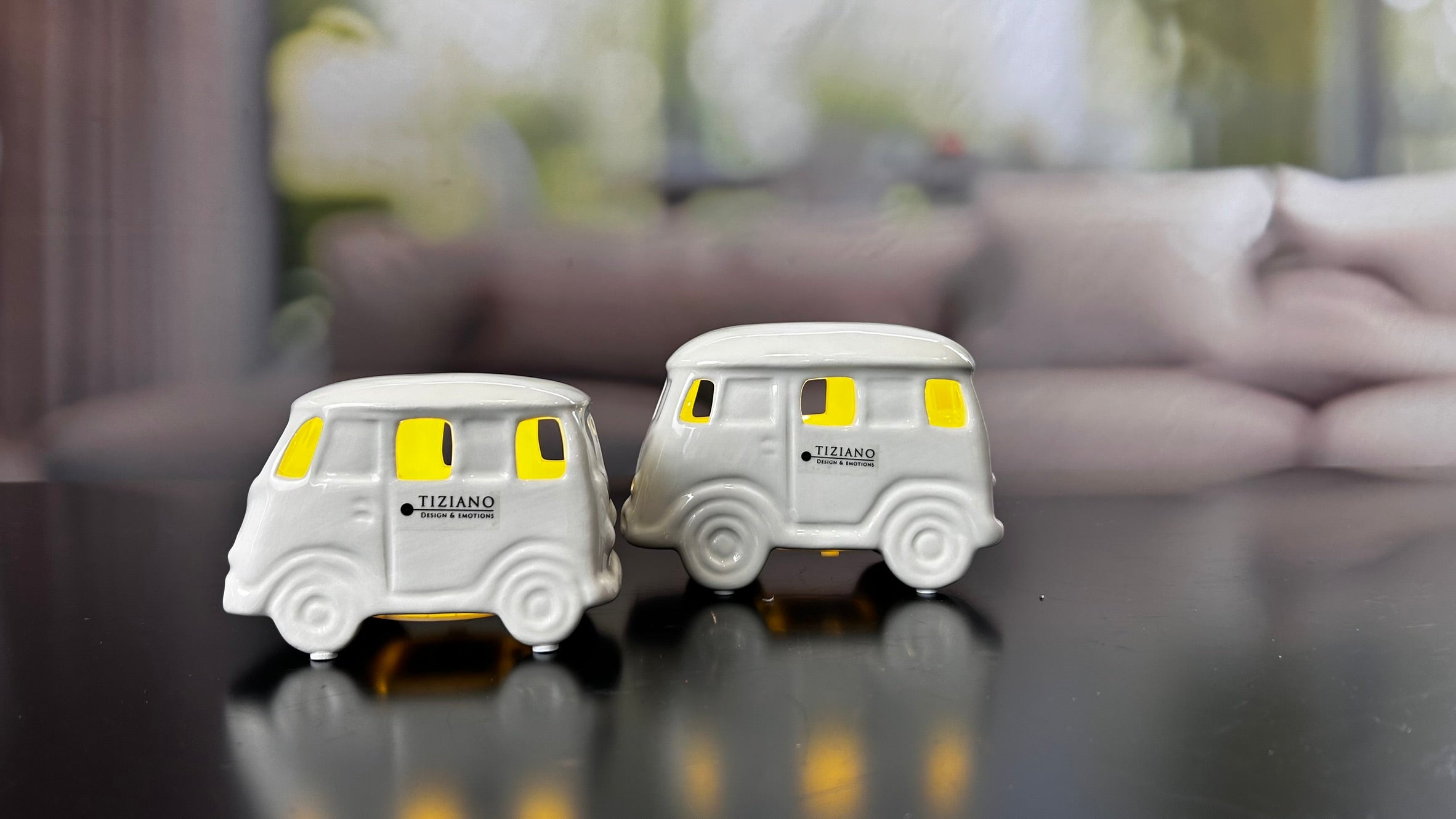 Deko Bus Caso LED creme-weiß