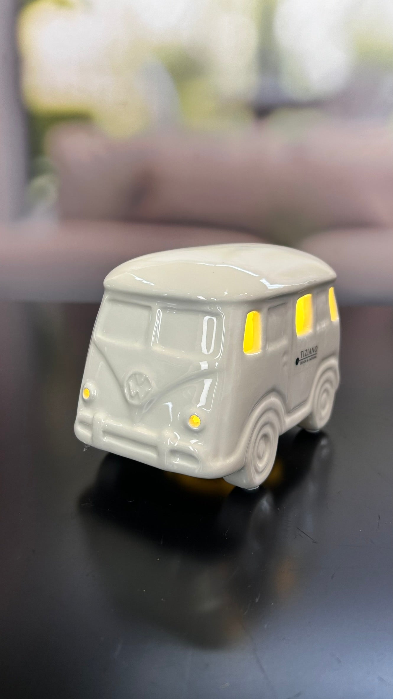 Deko Bus Caso LED creme-weiß