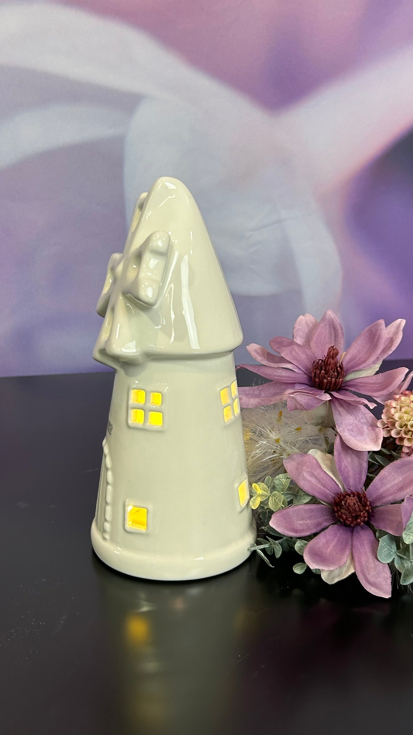 Windmühle Resina LED creme-weiß