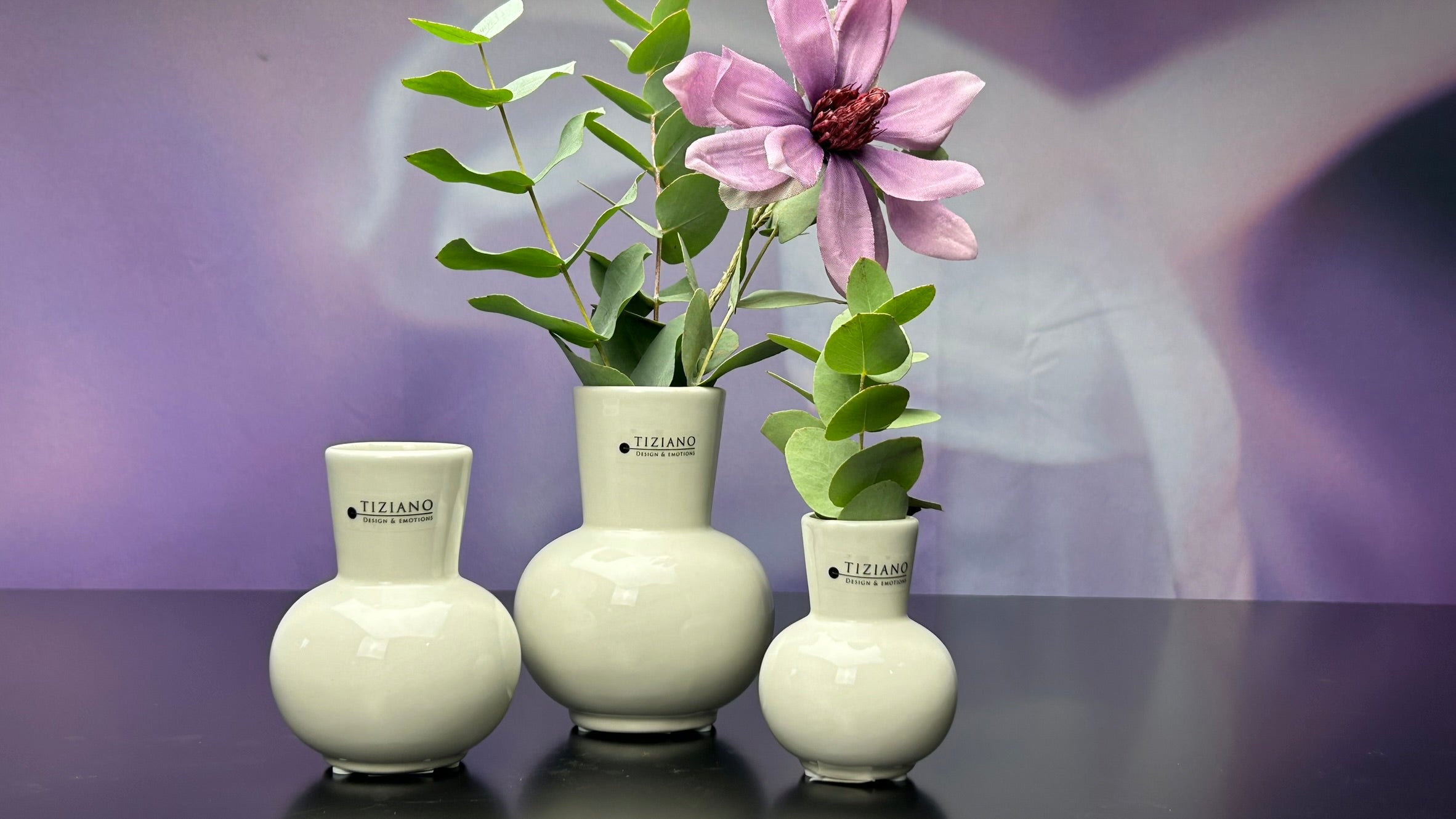 Tischvase Emporo creme-weiß