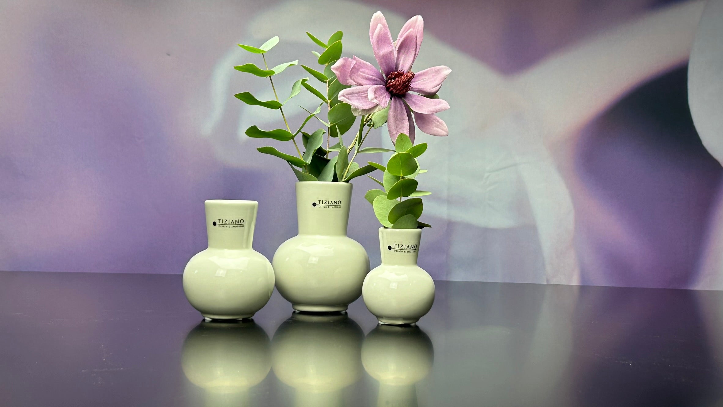 Tischvase Emporo creme-weiß