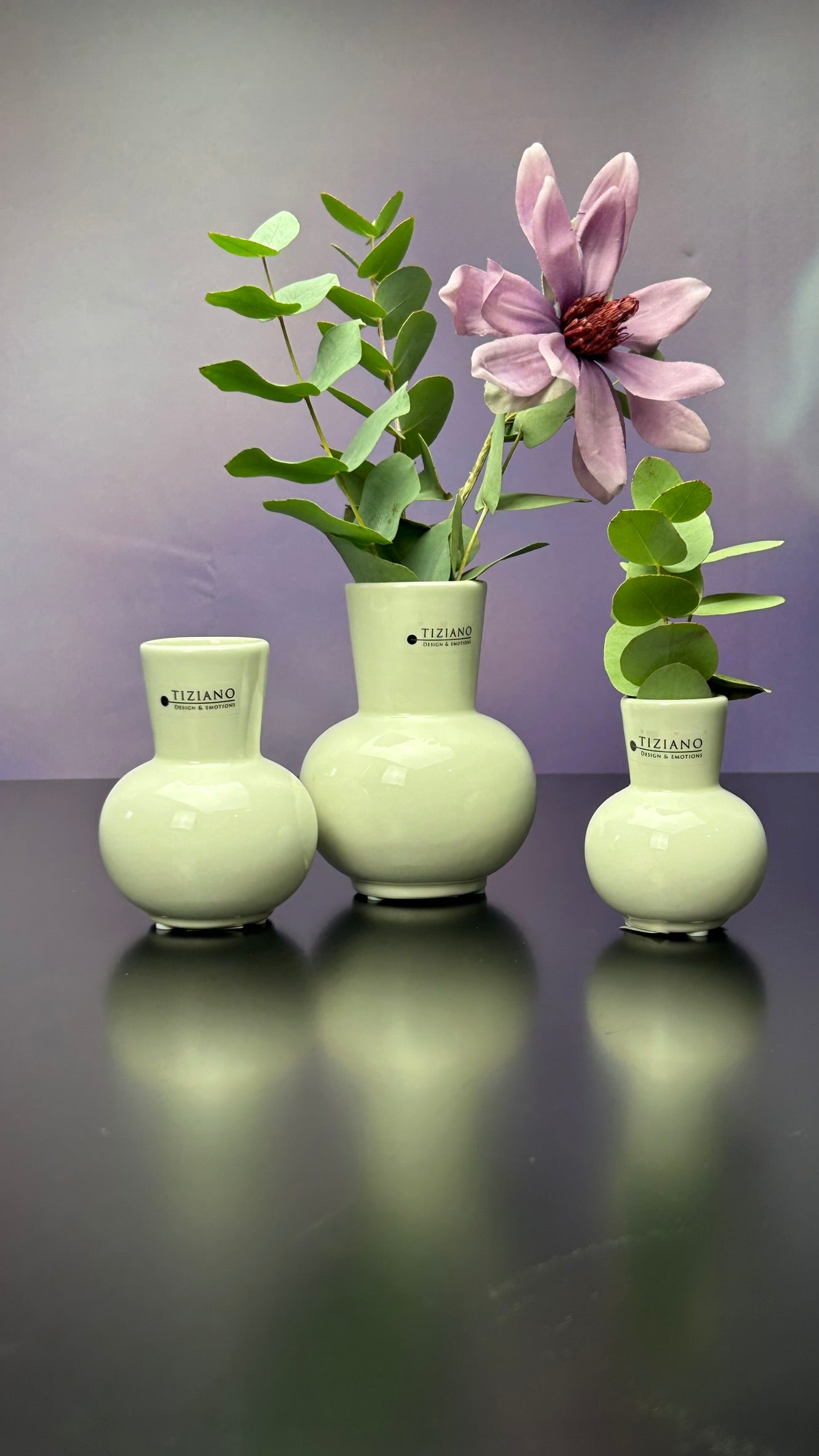 Tischvase Emporo creme-weiß