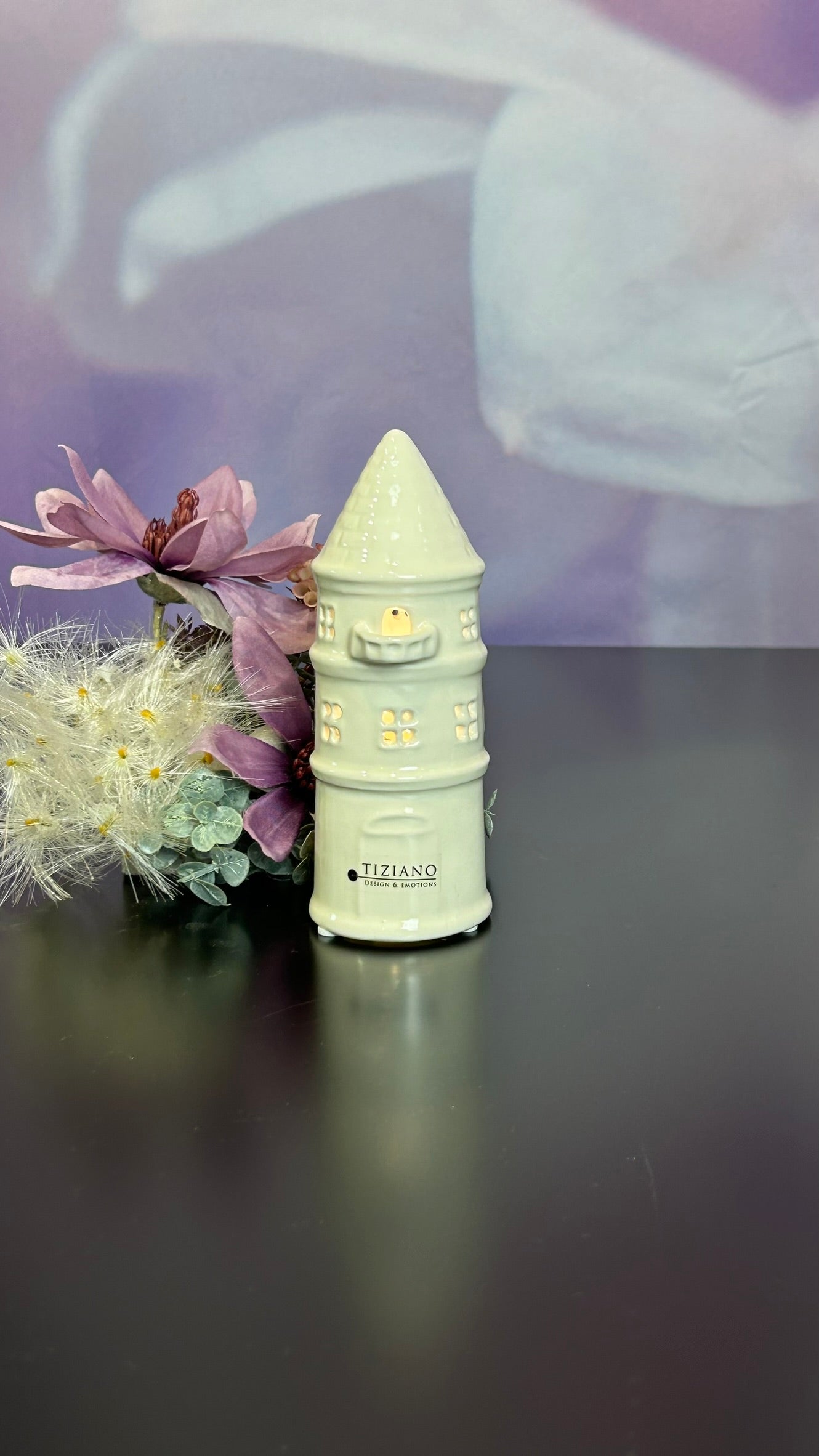 Turm Rapunzel LED creme-weiß