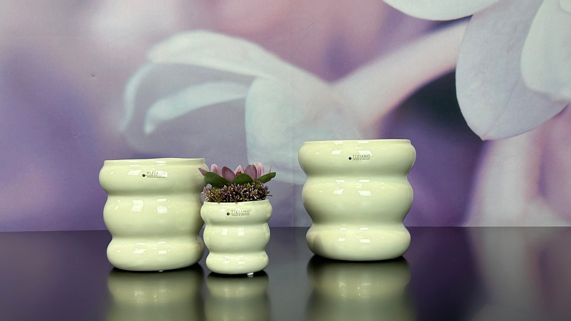 Kübel Ronda creme-weiß