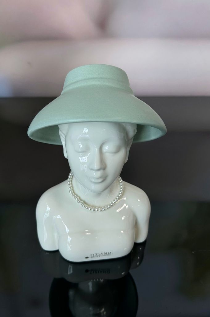 Büste Lady Ella