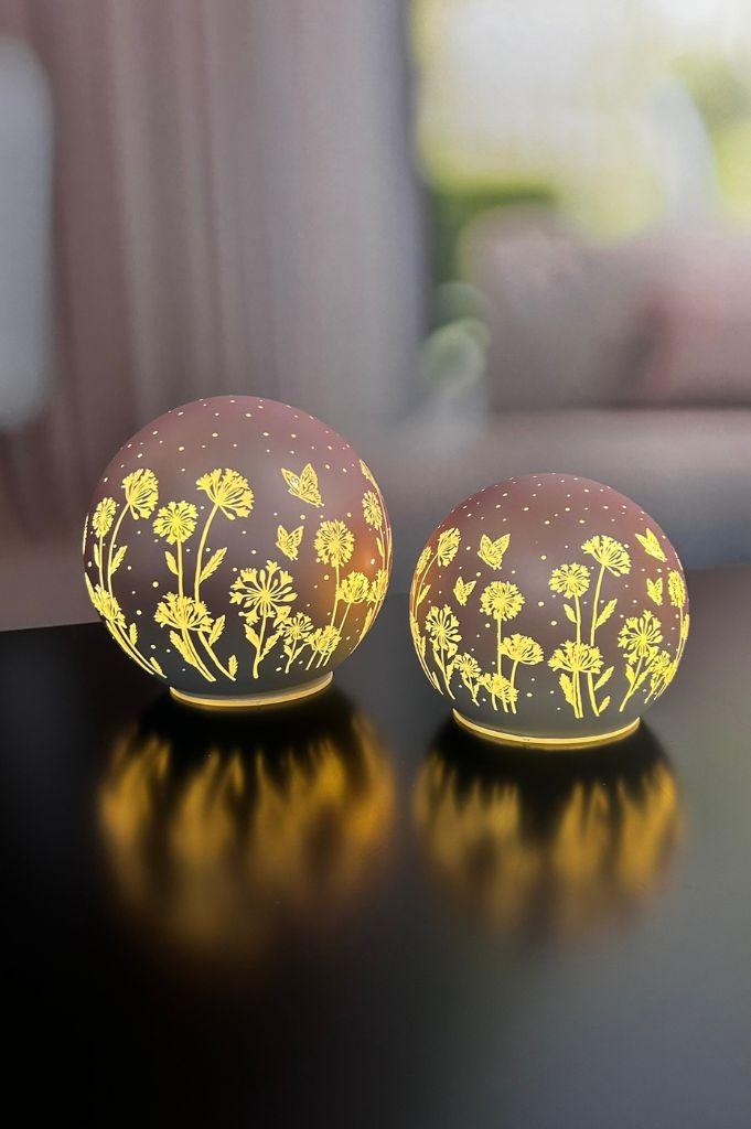 Lichtkugel_rosa_LED