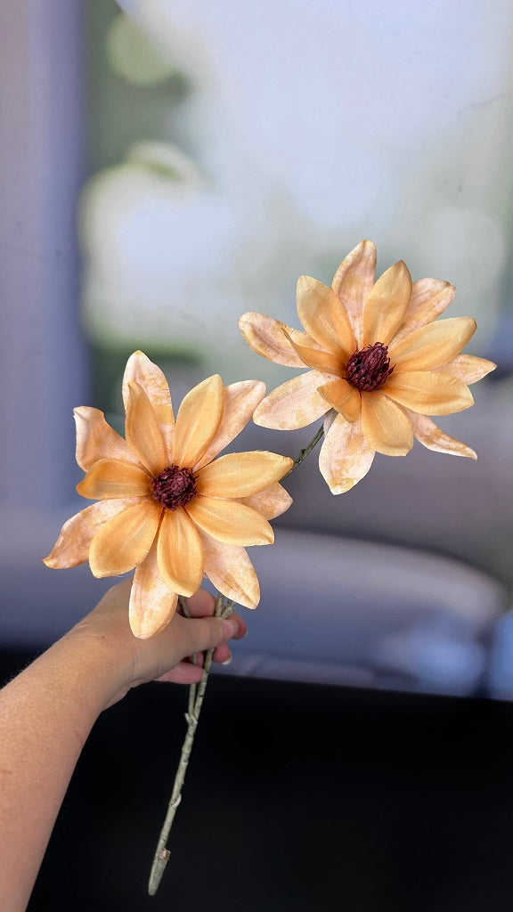 Magnolienzweig orange