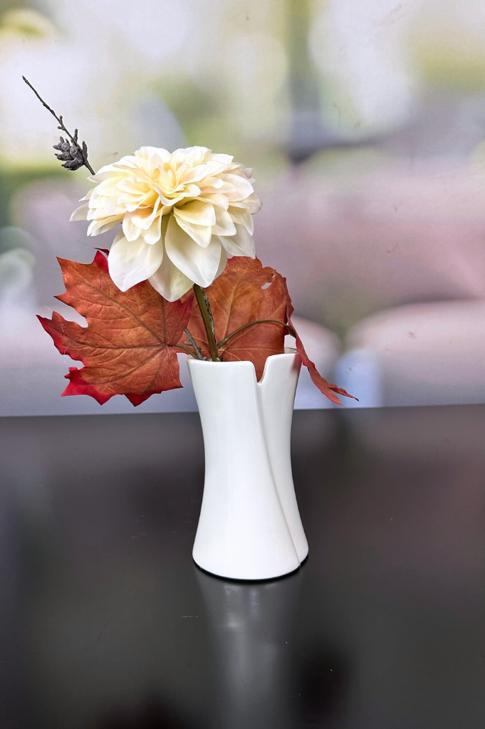 Vase Mondavio creme-weiß