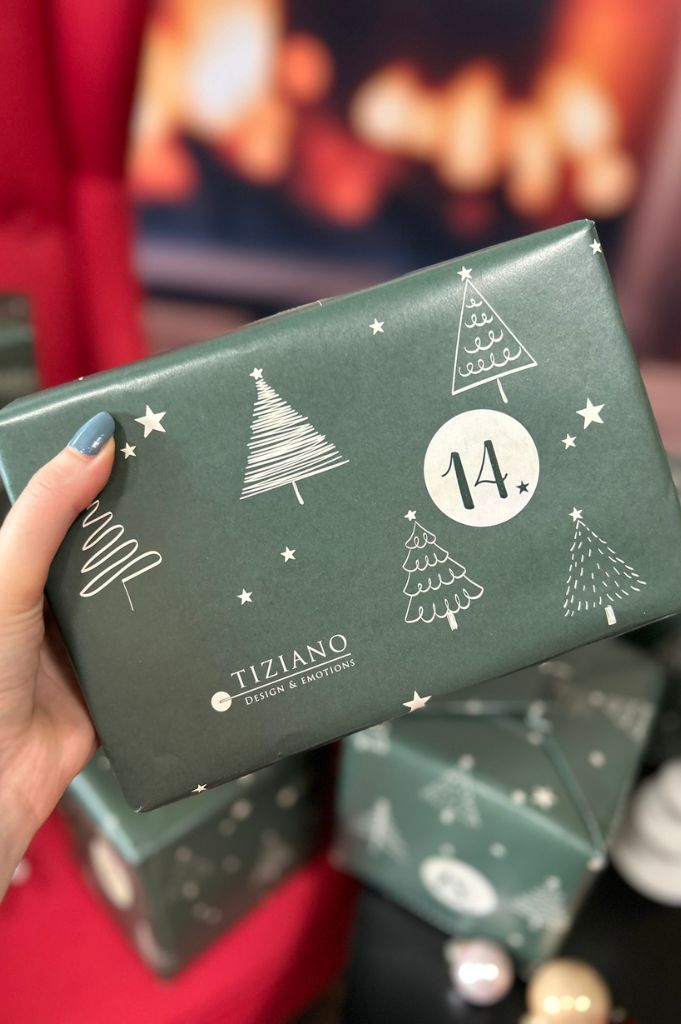 Päckchen Weihnachtsdorf Adventskalender