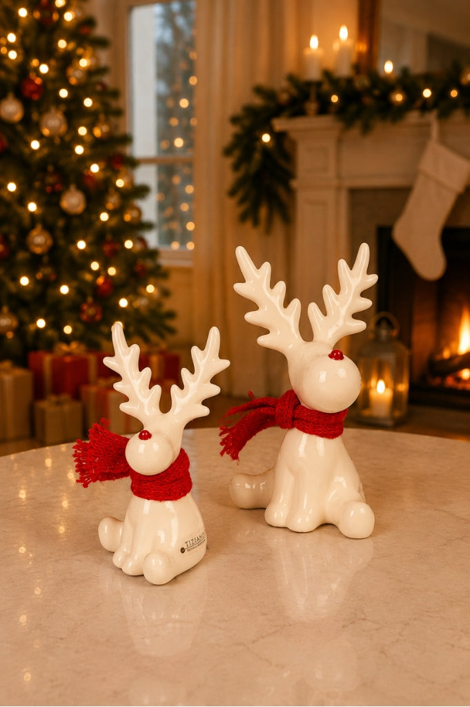 Deko Rentier Rudolph dekoriert+rotem Schal