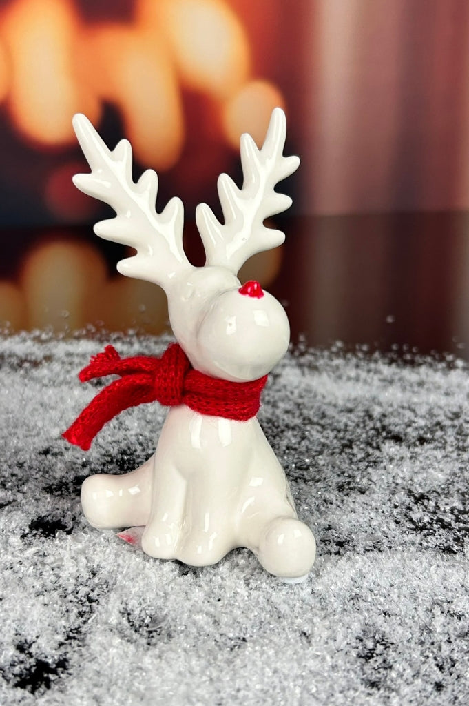 Deko Rentier Rudolph dekoriert+rotem Schal