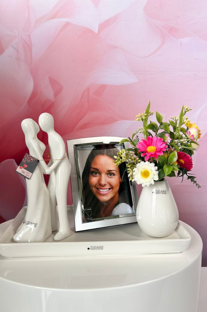 Dekoset Sendina mit Paar Amorino, Vase Rosalia und Rahmen