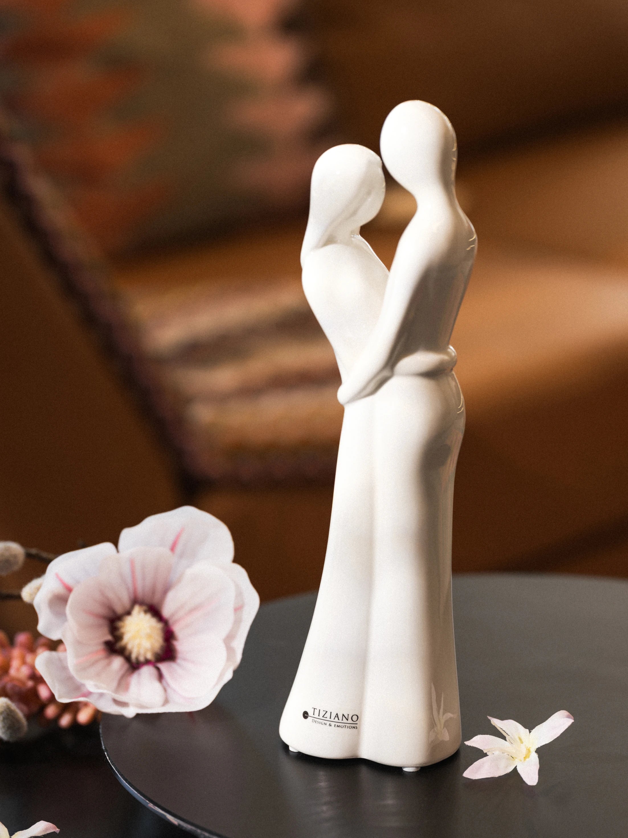 Figur Adelina creme-weiß