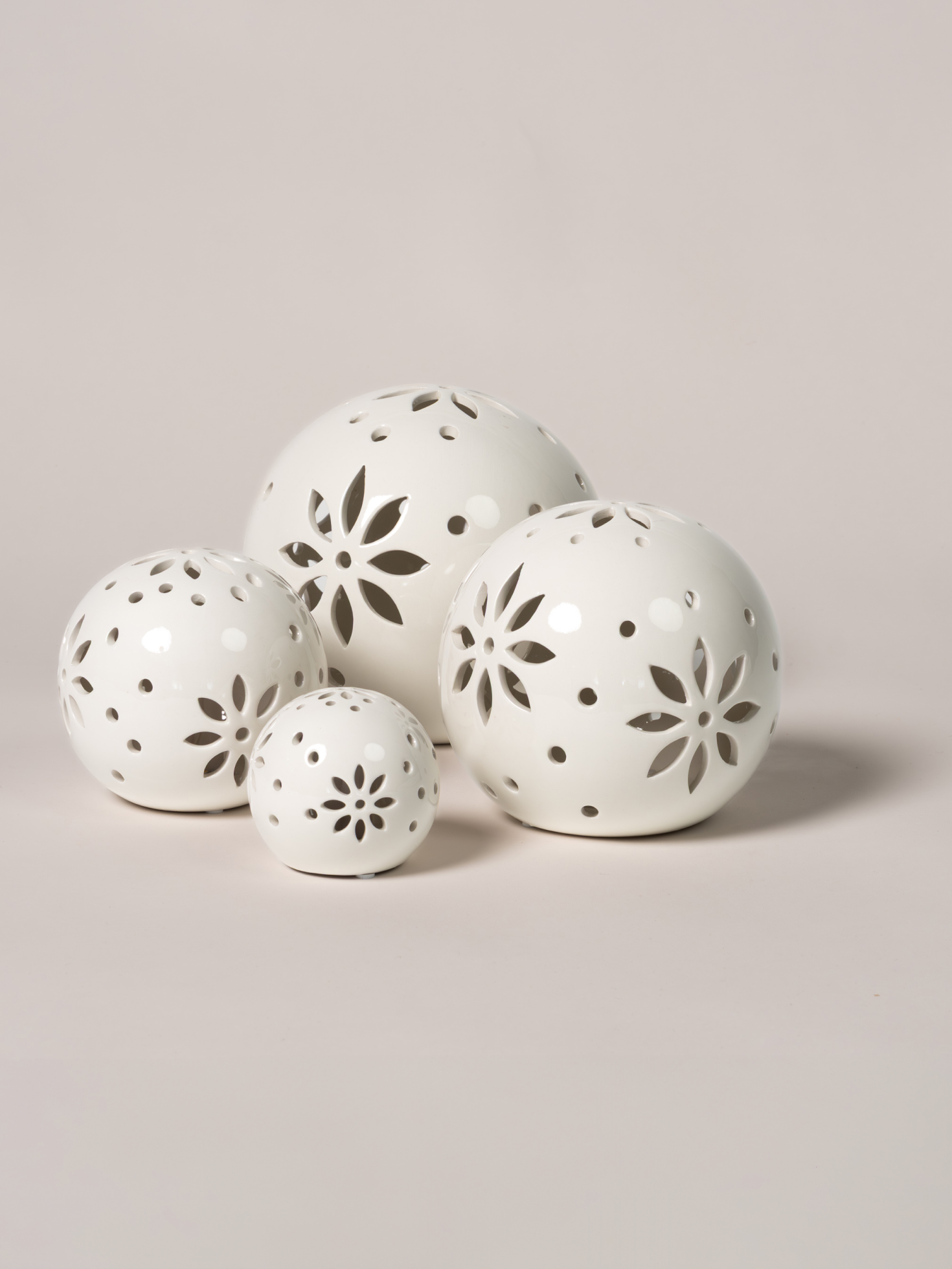 Lichtkugel Tadino LED creme-weiß