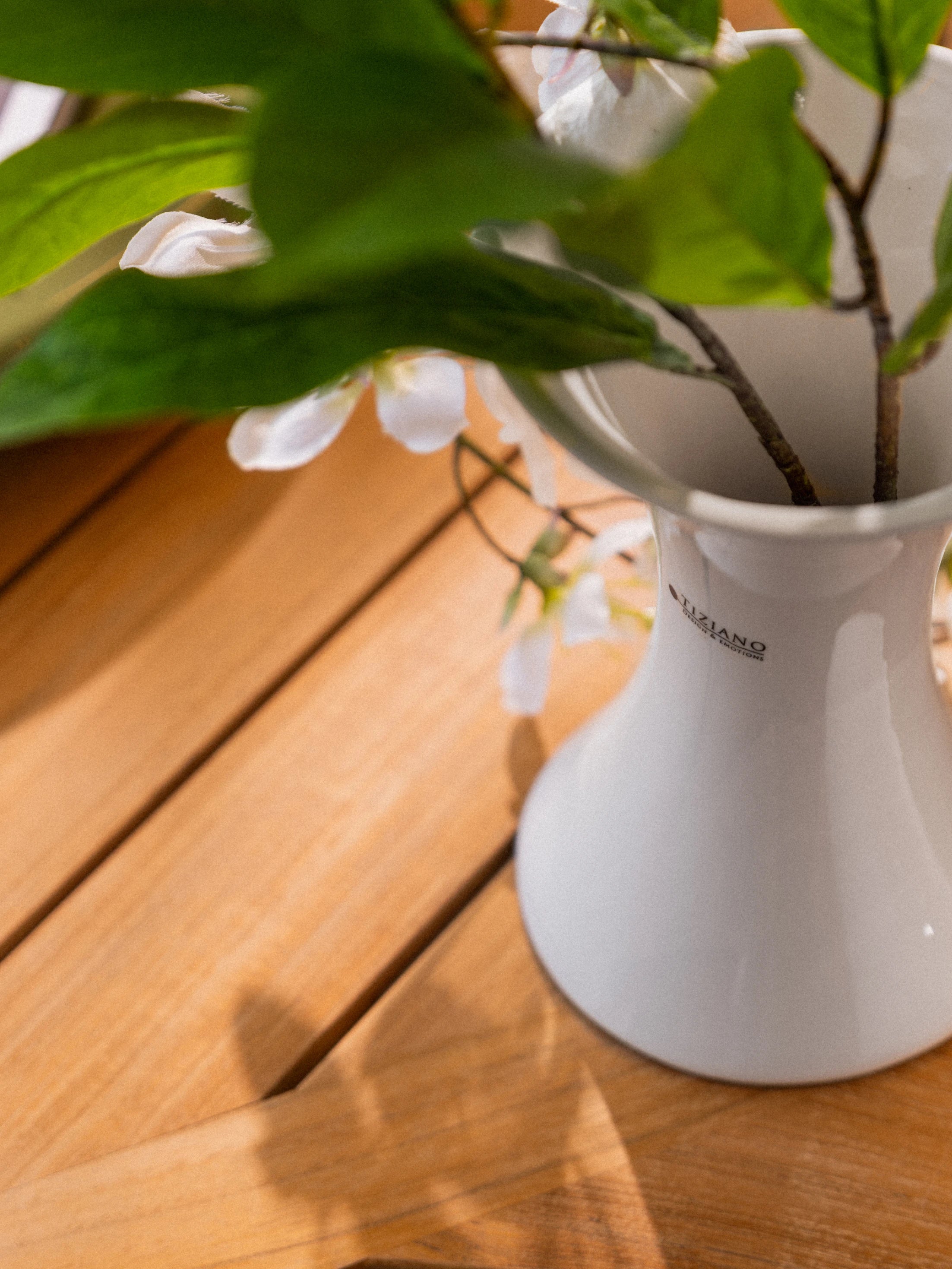 Vase Perdosa creme-weiß