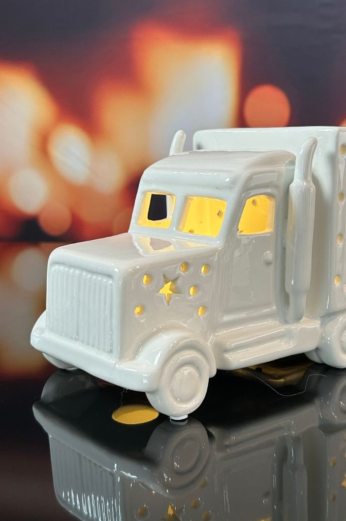 Deko Tiziano Truck LED creme-weiß