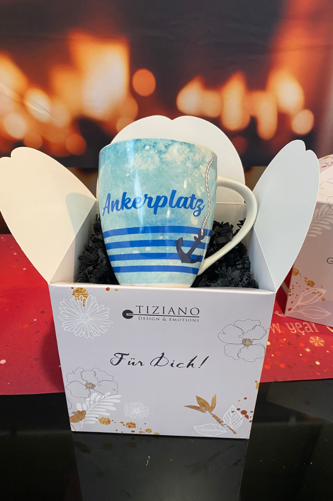Würfelbox Für Dich Tasse mit Schriftzug Ankerplatz