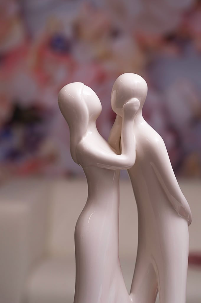 amorino-hand-gesicht-creme-detail-gesicht