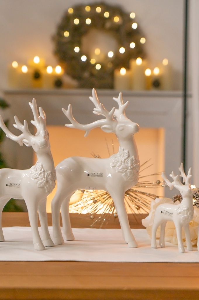 Austin Hirsch Gruppe stehend