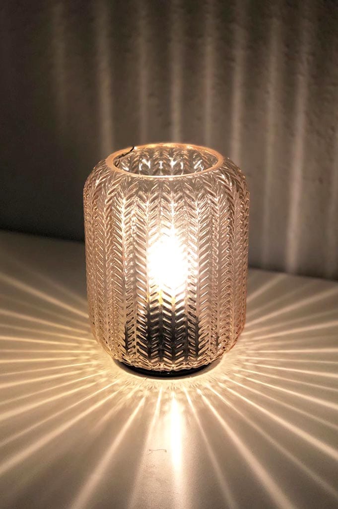 bali-lampe-led-rosa-scheinend