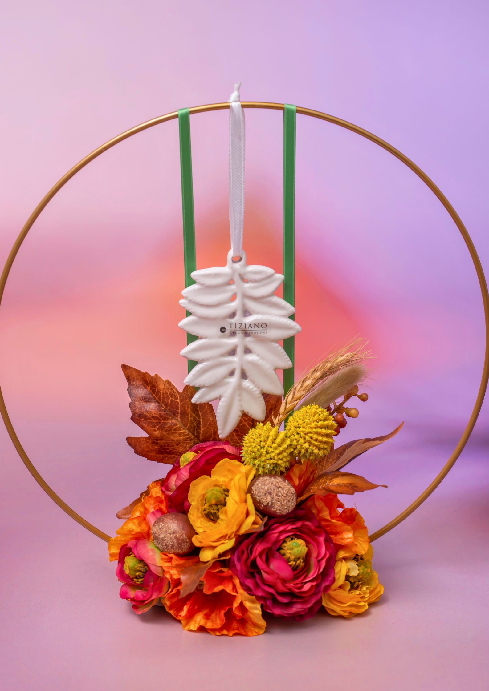 canaro-haenger-creme-weiss