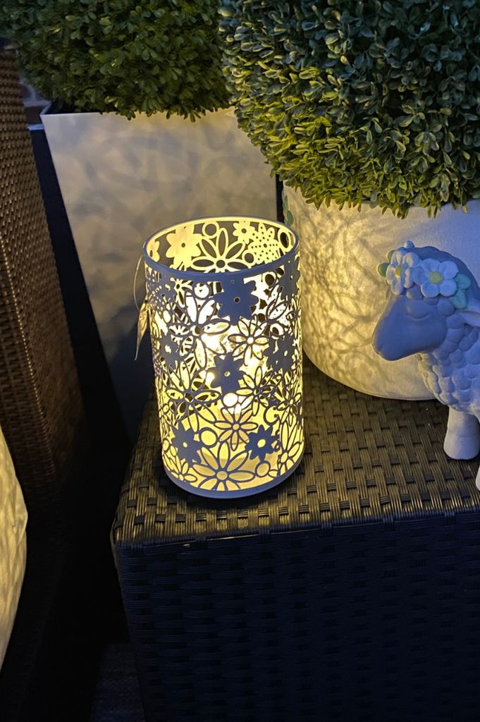 Tischlicht Metall Fiori LED creme oder grün