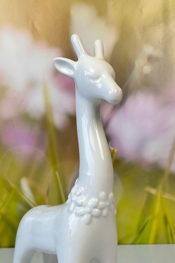 Deko Giraffe Giulia creme-weiß