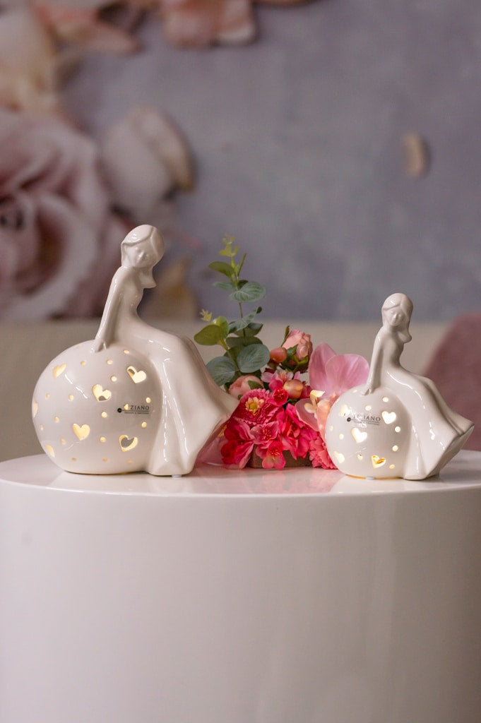lady-amorina-auf-kugel-led-kollektion