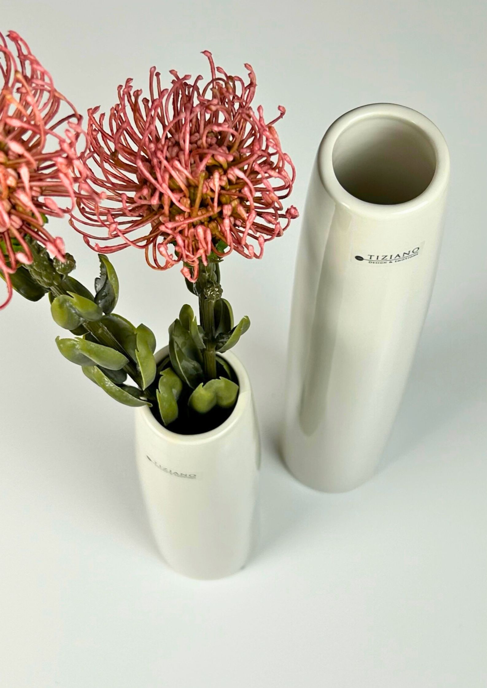 manioli-vase-creme-weiss-detail-oben