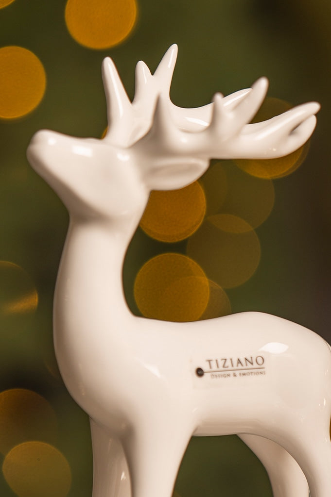 nanuk-hirsch-creme-detail