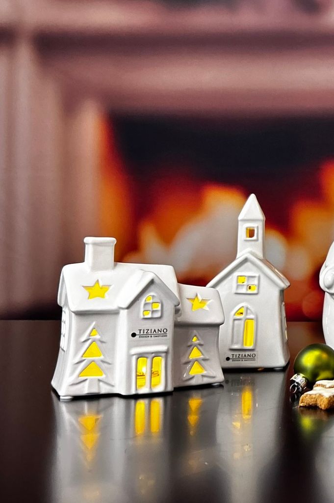 Deko Haus Pedaso LED creme-weiß