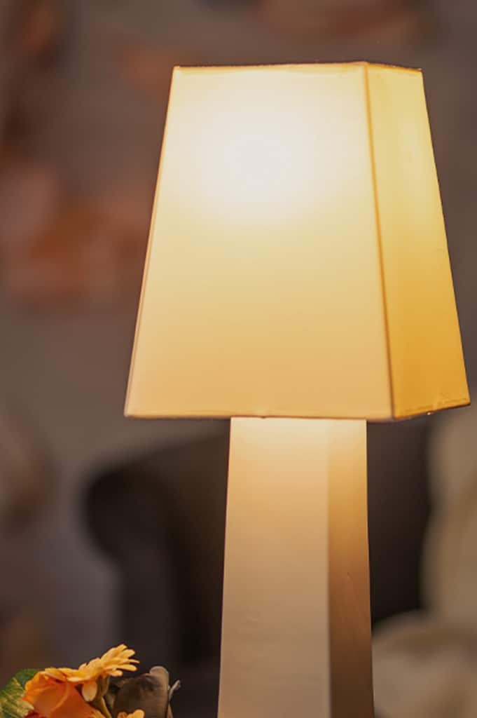 salietto-lampe-weiss-creme-detail-schirm