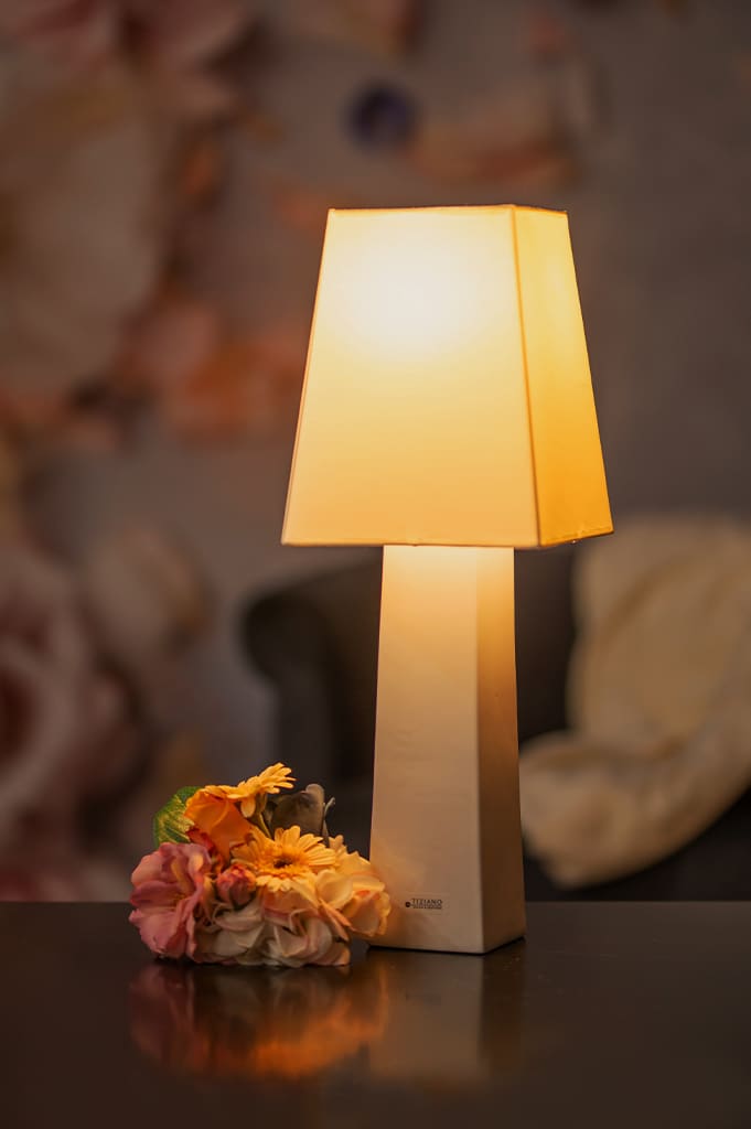 salietto-lampe-weiss-creme-produktbild