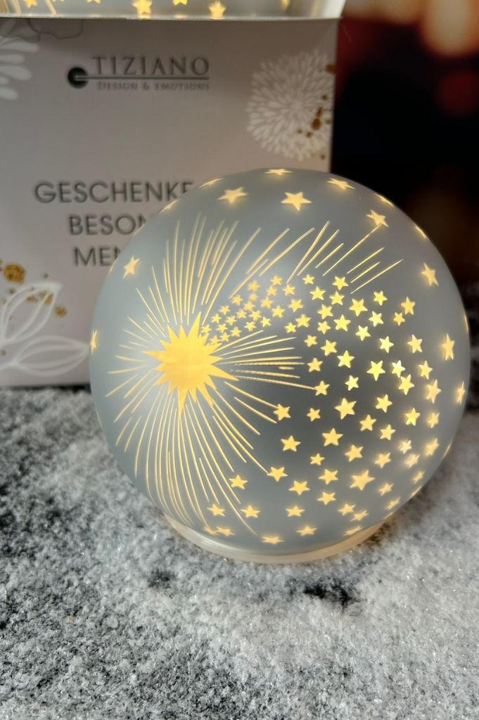 Würfelbox Deko Glaskugel Spirit LED mit Sternen silber